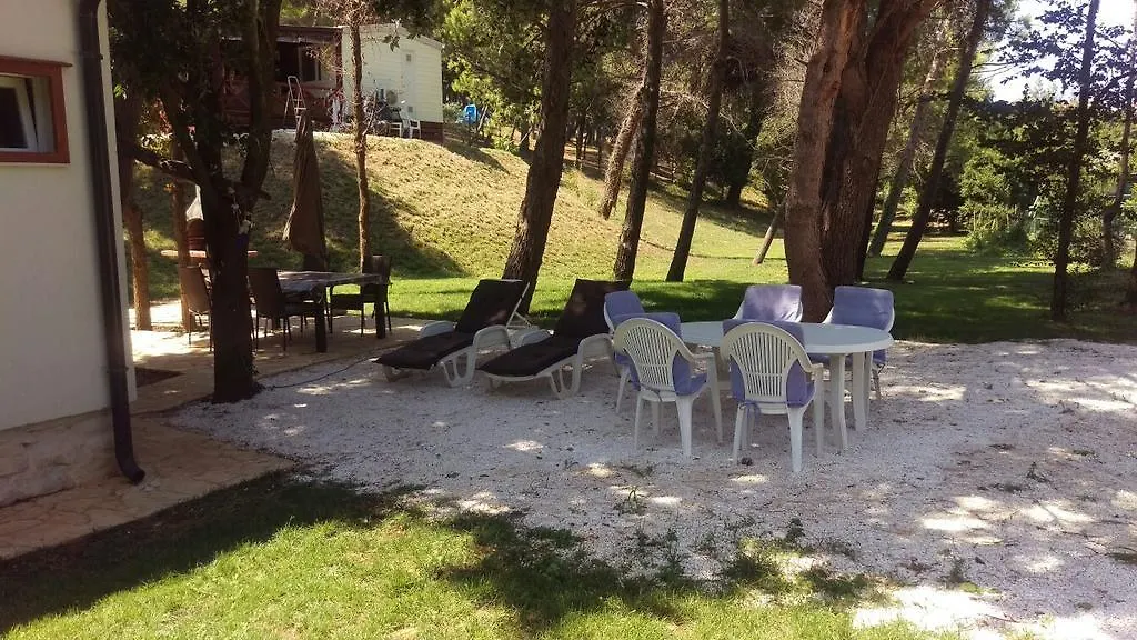 Ribarska Kuca Romana Premantura Dom wakacyjny